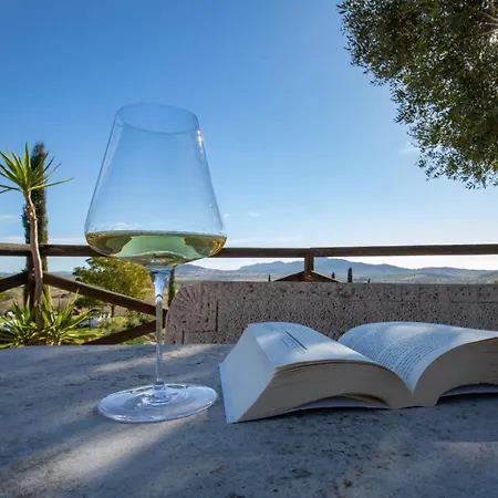 ホテル Aemilius Boutique *