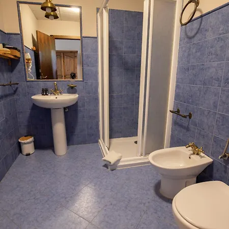 Aemilius A 10 Minutos De Hotel *