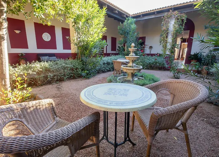 Hotel Aemilius A 10 Minutos De